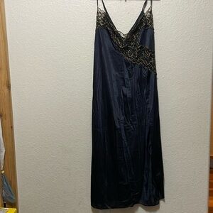 Colesce Collection Women's Black Negligee. Very Good Condition.